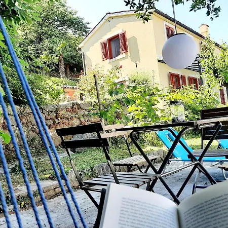 Easy - Private Garden And Seaview
